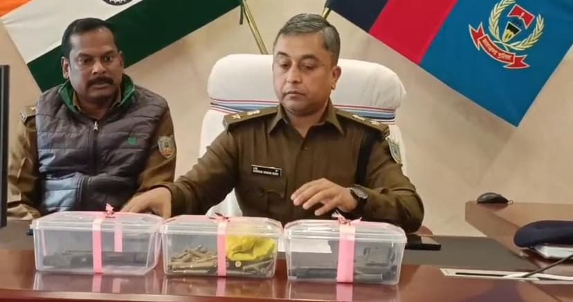 जंगलों में सर्च और छापेमारी लगातार जारी