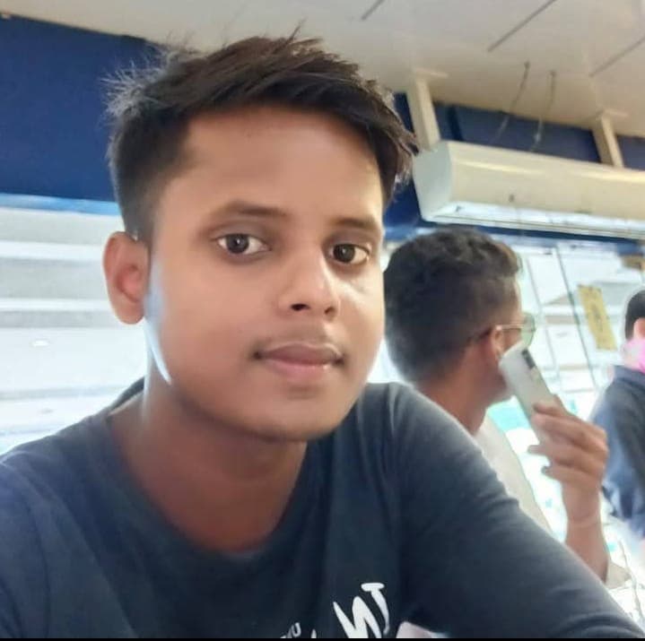 पार्टी फंक्शन में शामिल होने के लिए दोस्तों ने बुलाया और दोस्तों ने ही रची हत्या की साजिश, मामले की कार्रवाई में जुटी पुलिस