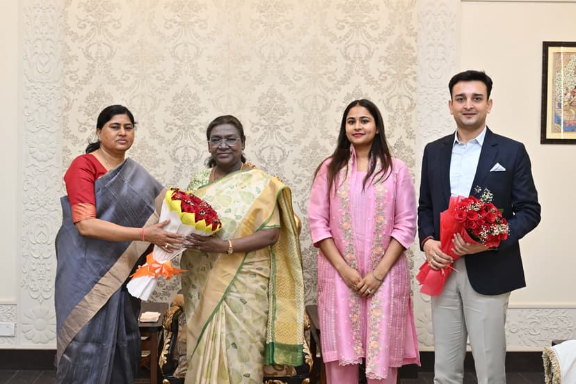 मंत्री लेसी सिंह ने राजभवन में राष्ट्रपति से की मुलाकात, बेटी और होने वाले दामाद भी थे साथ, प्रेसिडेंट ने शादी की दी अग्रिम बधाई