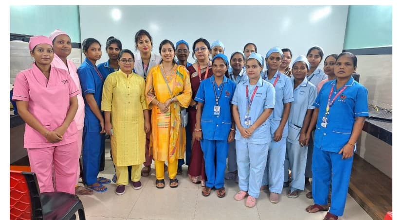 बोकारो स्थित मुस्कान हॉस्पिटल में सेमिनार, नवजात के बेहतर स्वास्थ्य के लिए स्तनपान को बताया जीवन की मजबूत नींव