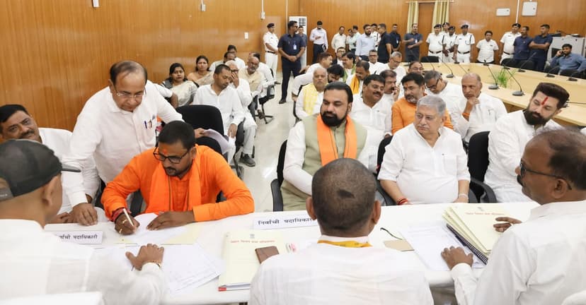 एनडीए प्रत्याशियों के नामांकन में शामिल हुए मुख्यमंत्री सम्राट चौधरी