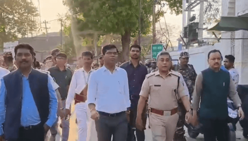 लोहरदगा में रामनवमी को लेकर प्रशासन सतर्क, निकाला गया फ्लैग मार्च
